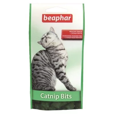 Beaphar Catnip Bits Хрусткі подушечки з котячою м'ятою для котів та кошенят