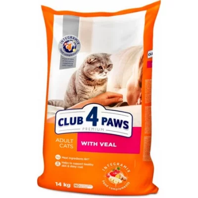 CLUB 4 PAWS Преміум повнораціонний сухий корм для дорослих котів з телятиною