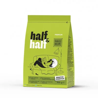 Half&Half Сухий корм для дорослих котів з чутливим травленням